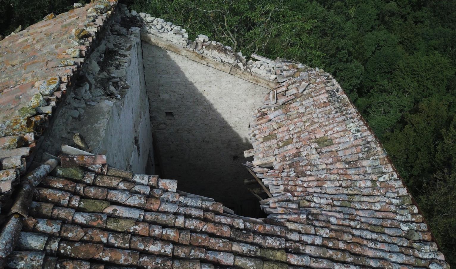 Immagine relativa a AVANZI DEL CASTELLO DI BORZANO