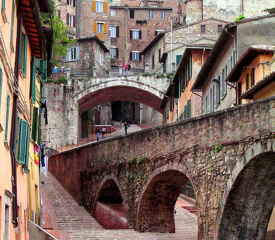 Immagine relativa a ACQUEDOTTO MEDIEVALE